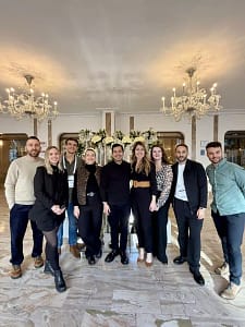 Participants à un congrès sur la chirurgie réfractive et la cataracte (janvier 2026)